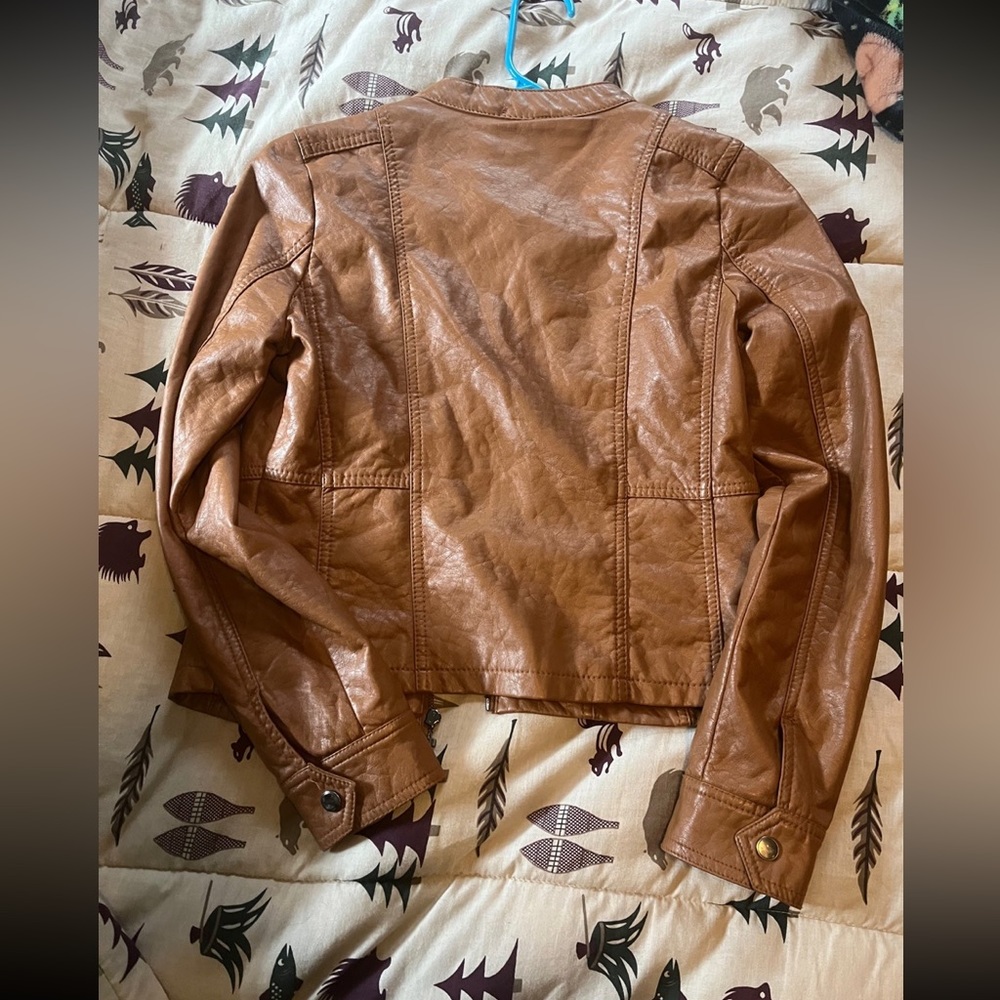 Leather jacket - Picture 4 of 4